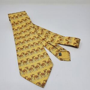 Hunting World 100% Silk Necktie With GIRAFFE Print 3.5" x 56" Vintage